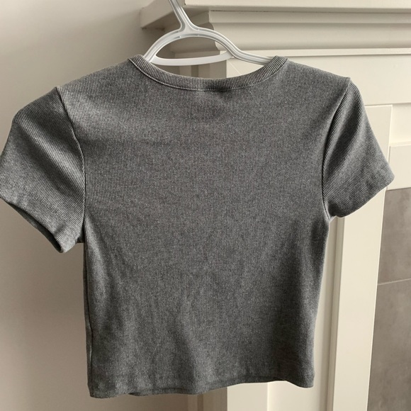 Wild Fable Grey crop top - Picture 4 of 4